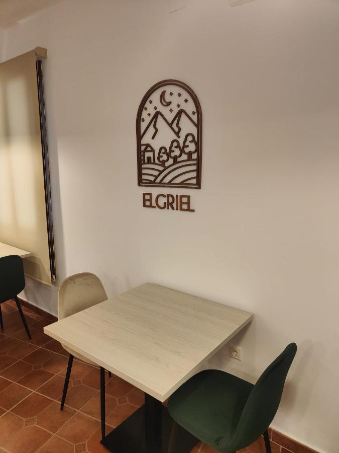 Hostal El Griel NO DISPONEMOS DE RECEPCIÓN FÍSICA Hervás Exterior foto